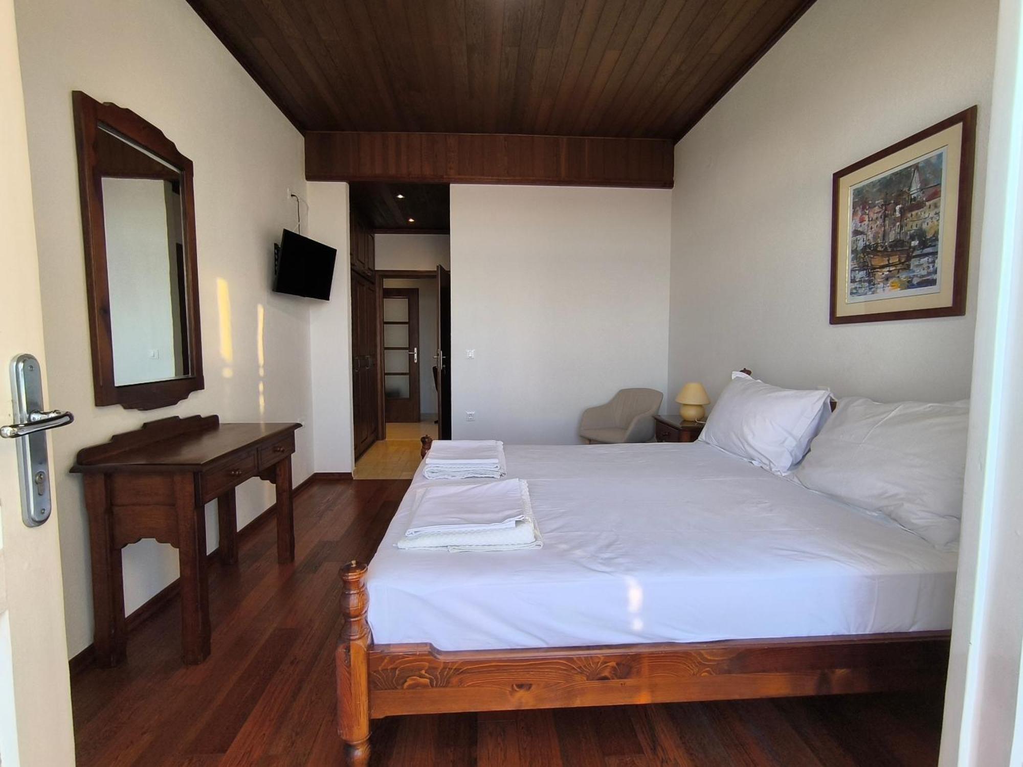 Apartments Julija Brela Εξωτερικό φωτογραφία
